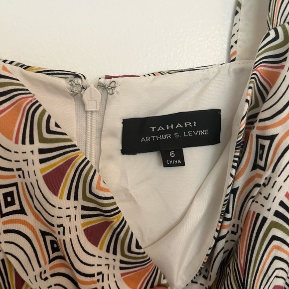 Tahari (Arthur S.Levine) dress (Size 6) - Picture 2 of 3